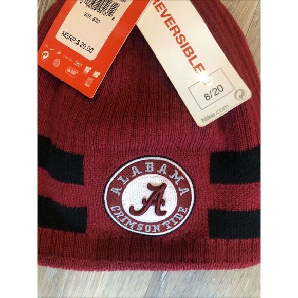 Nike Alabama Crimson Tide Beanie- Toboggan Embroidered , Reversible , Kids. NWT - Picture 4 of 9